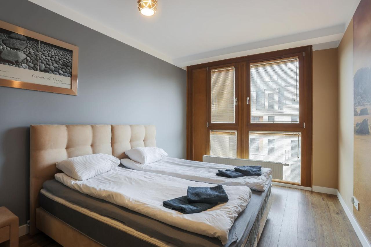 3-Rooms Apartment With Balcony By The Oldtown Gdansk Exterior photo