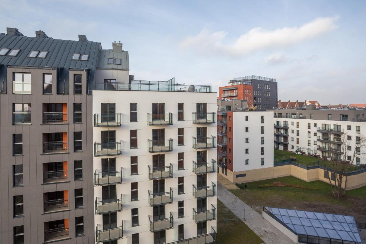 3-Rooms Apartment With Balcony By The Oldtown Gdansk Exterior photo